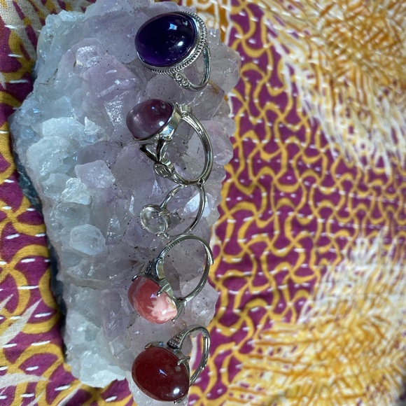 Elegant Multi-Stone Silver Rings Set - Picture 3 of 3